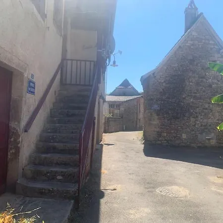 Lovely House In Quiet Hamlet On Banks Of The Lot Saint-Martin-Labouval