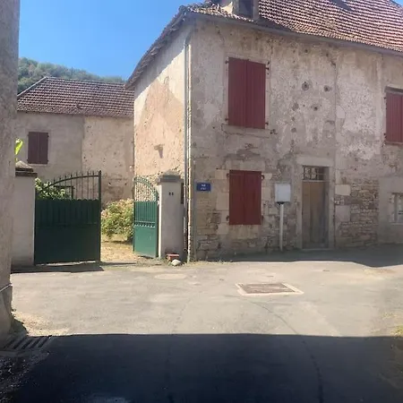 Lovely House In Quiet Hamlet On Banks Of The Lot